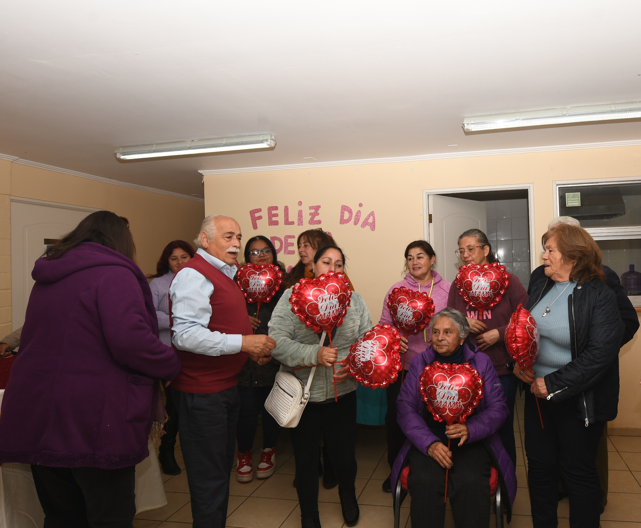 Municipio reconoce el esfuerzo de  feriantes por formalizar su labor